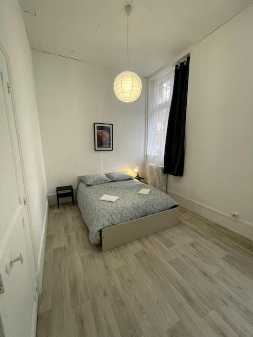 Agreable Maison De Ville Dans La Plus Belle Avenue Orléans Exterior foto